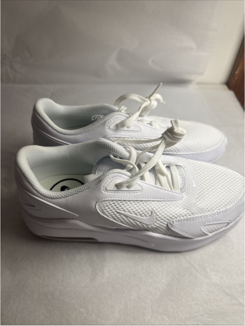 NIKE Women's Race Running Shoe, White, 8